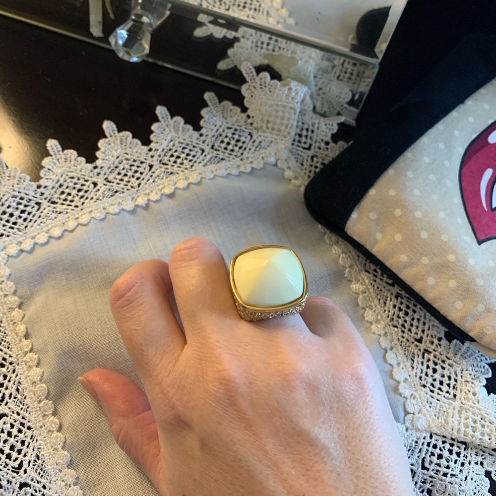 Macy’s ring - Picture 5 of 5